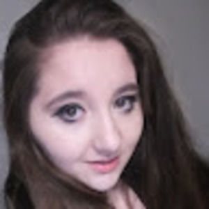 Meet your Posher, Cynthia